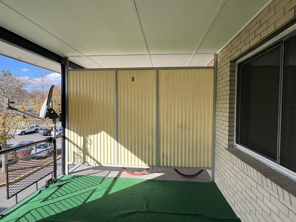16 Nelson Dr. # 3B