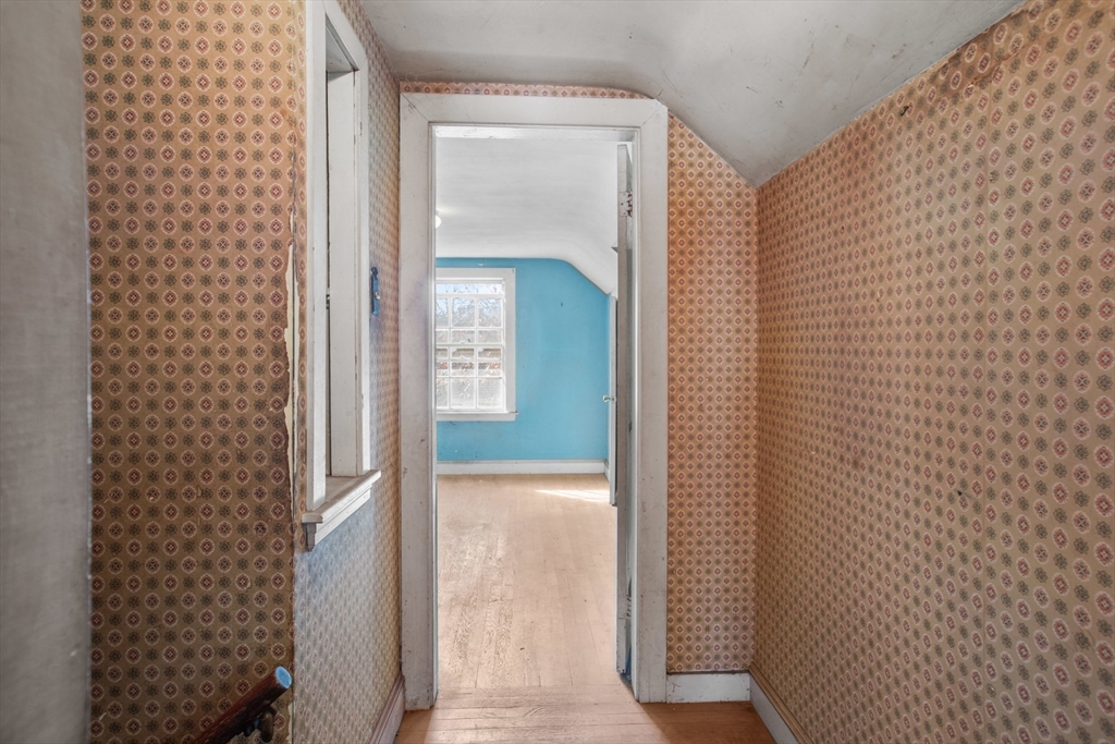 6 Eleanor Rd