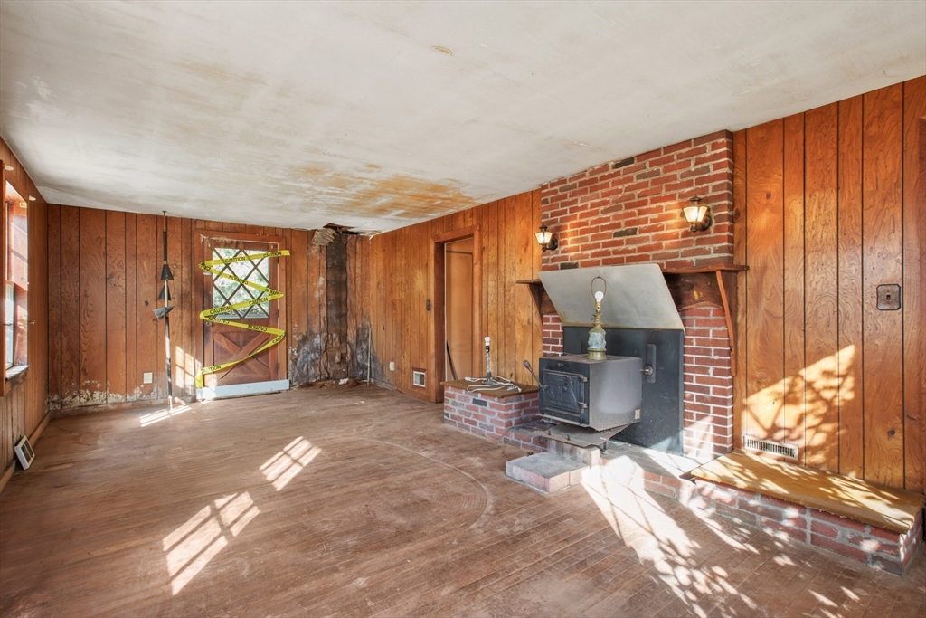 6 Eleanor Rd