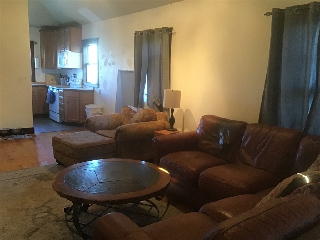 5 Nemasket St