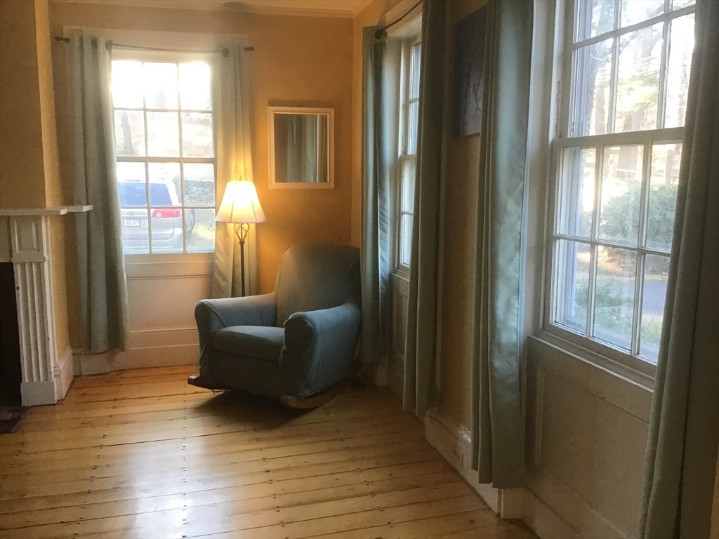 5 Nemasket St