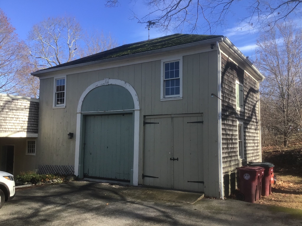 5 Nemasket St