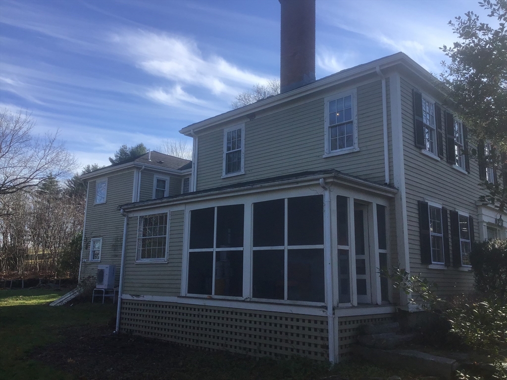 5 Nemasket St