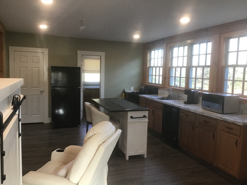 5 Nemasket St