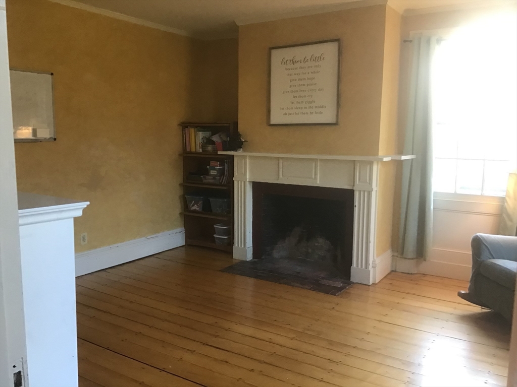 5 Nemasket St