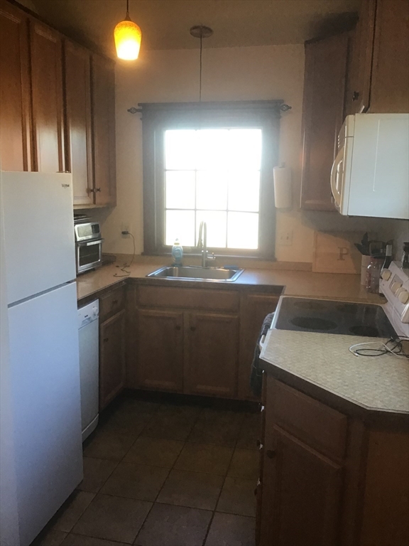 5 Nemasket St