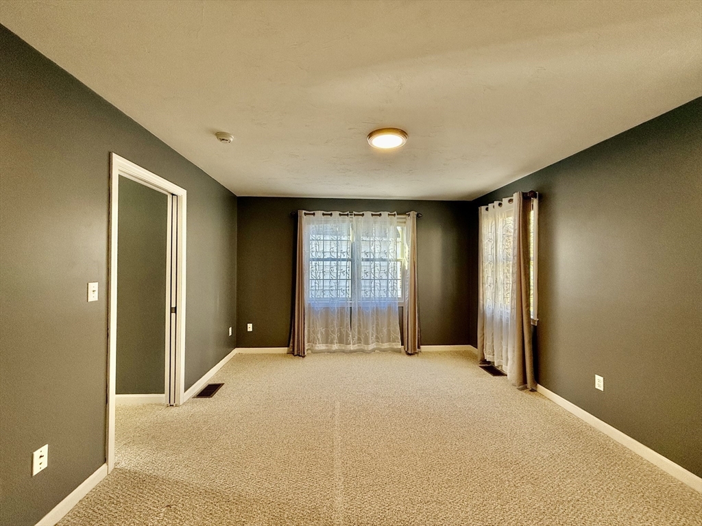 84 Pearl St # 5