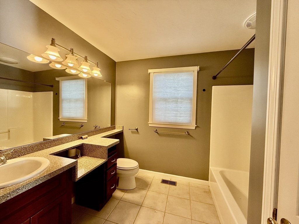 84 Pearl St # 5