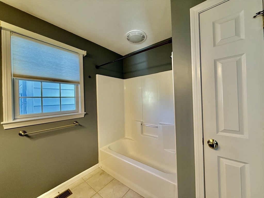 84 Pearl St # 5