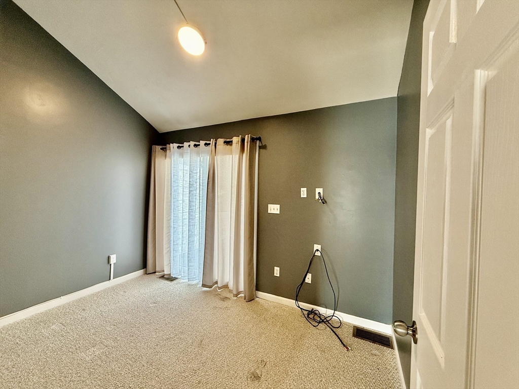 84 Pearl St # 5