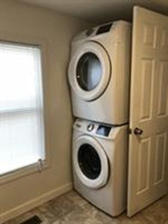 19 Common St # 1