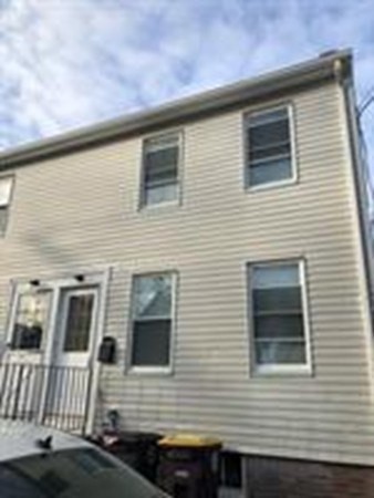19 Common St # 1