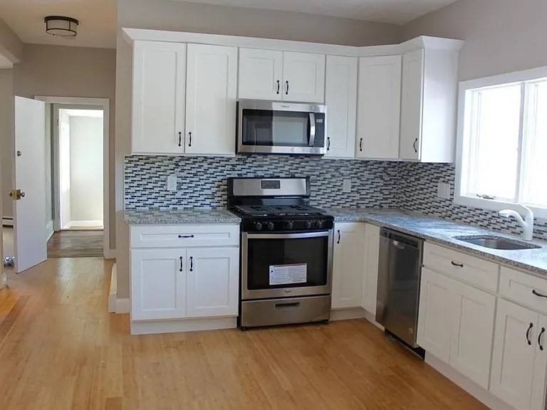 209 Vine St # 3