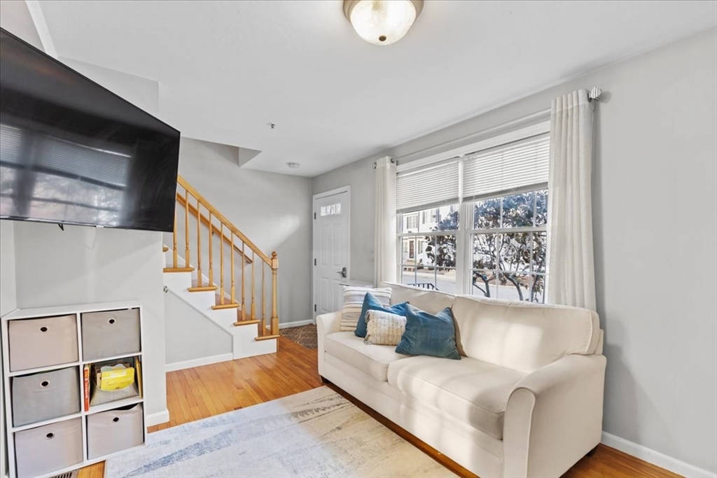100 Franklin St # C6