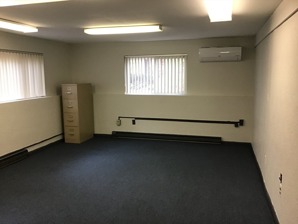 545 Plain St # 3 Unit: #3