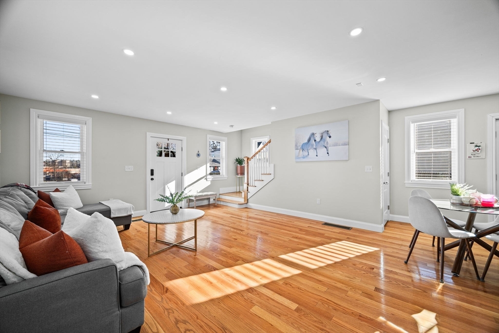 11 Electric Ave
