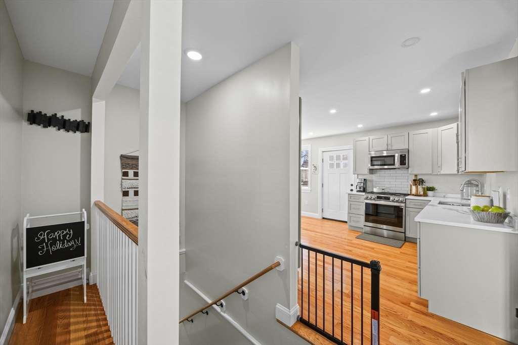 11 Electric Ave
