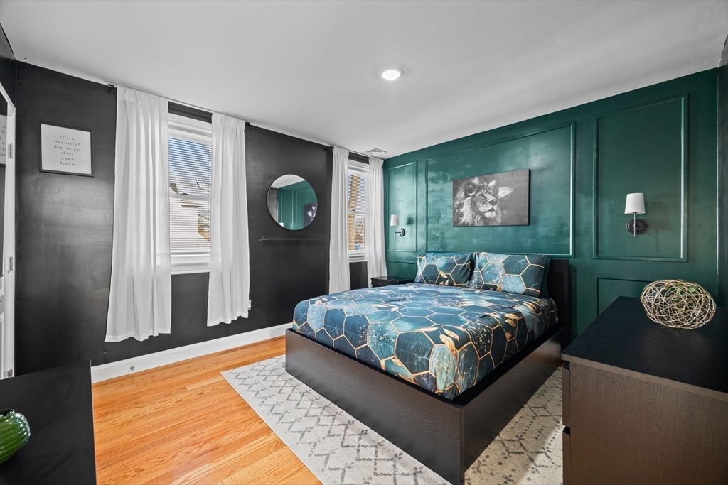 11 Electric Ave