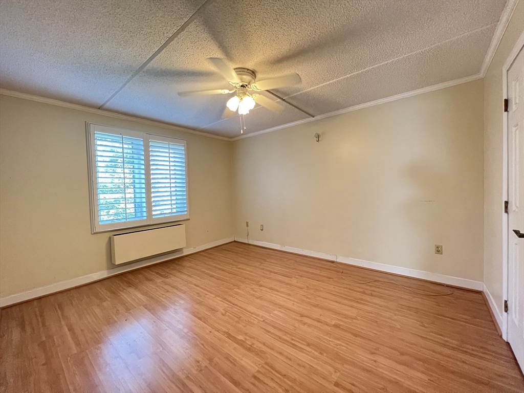 366 Quincy Ave Unit: 401