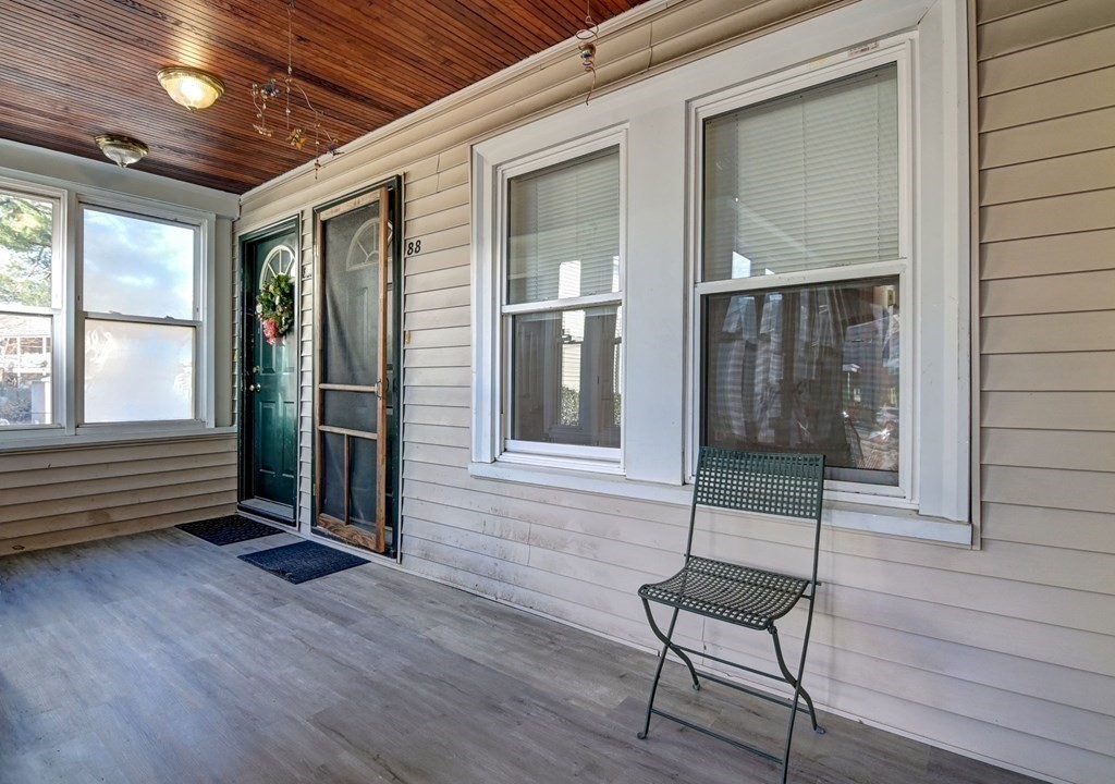 88 Old Colony Ave # A