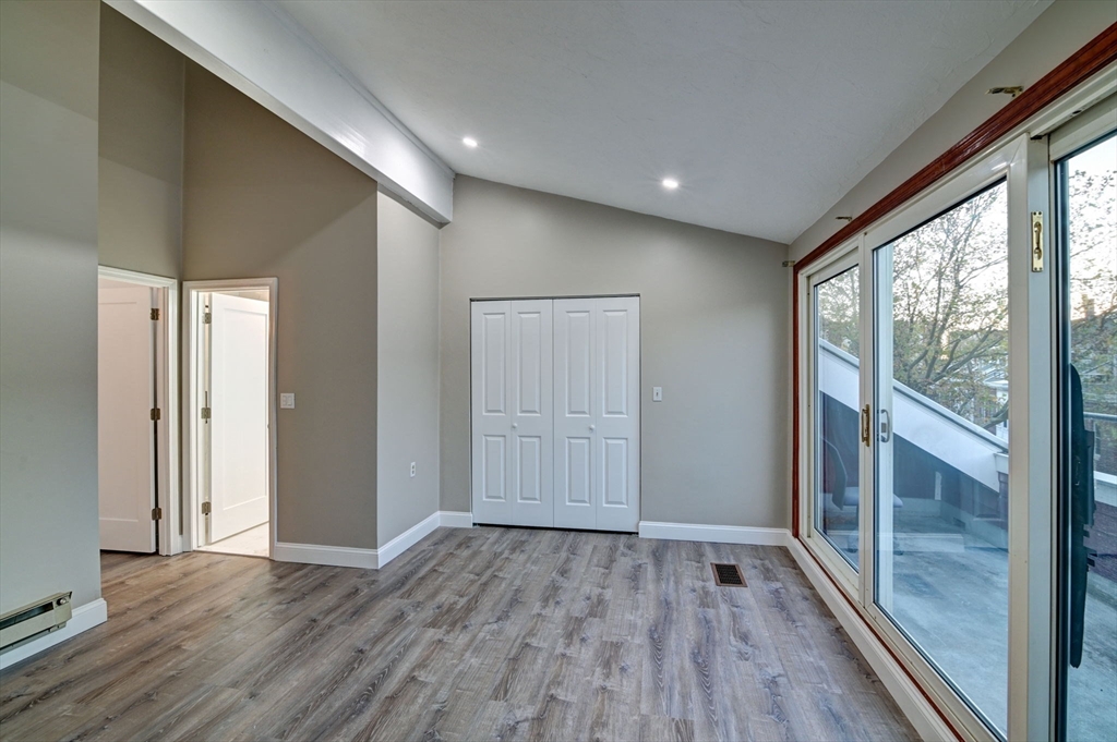 152 Quincy Shore Dr Unit: 24
