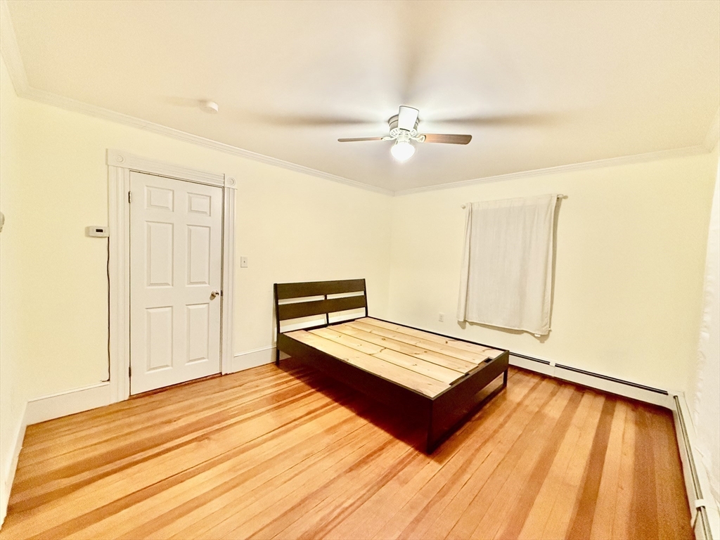 207 Whitwell St # 2
