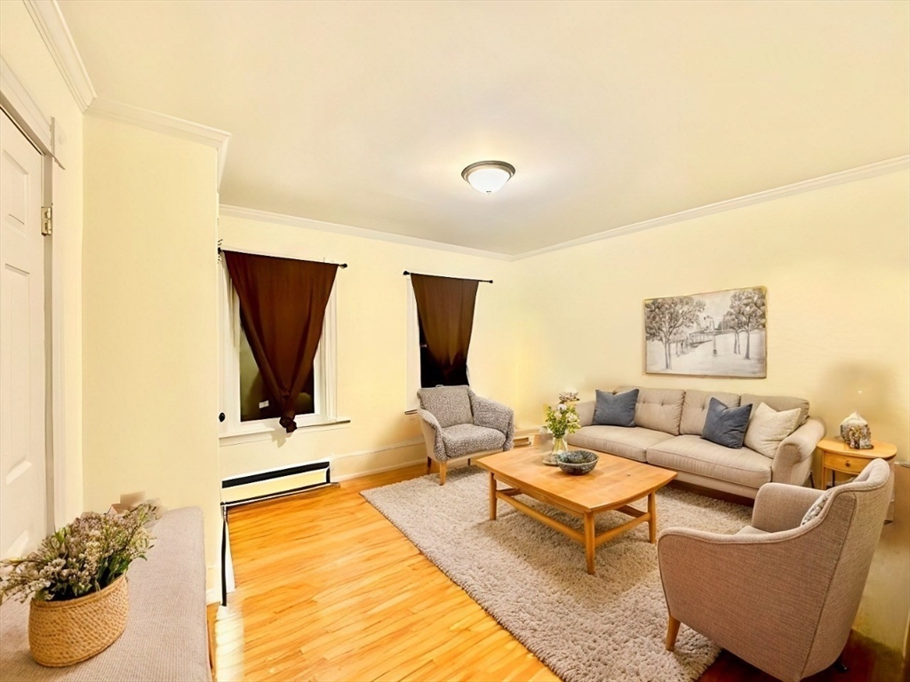 207 Whitwell St # 2
