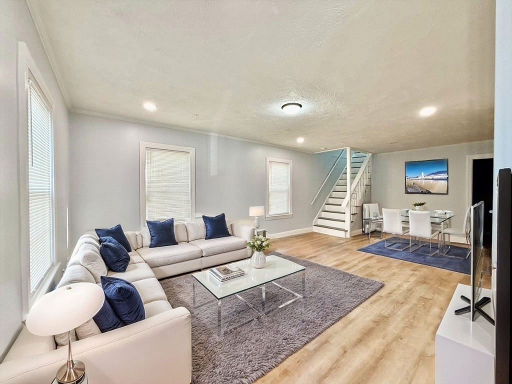 77 Pond St # 1