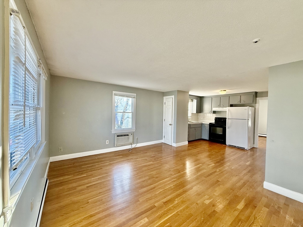 18 Germain Ave # 4