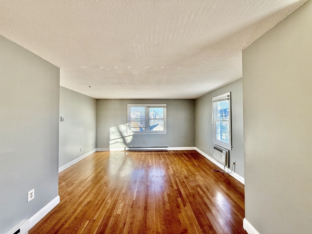 18 Germain Ave # 4
