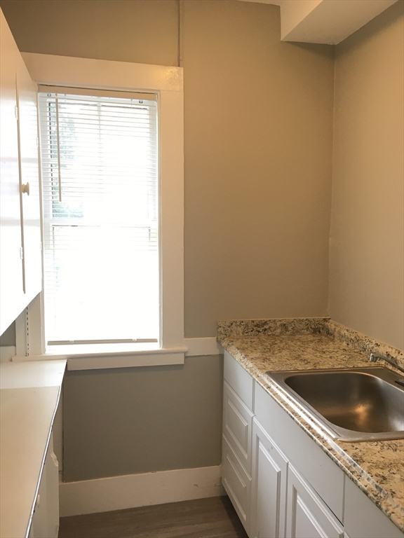 29 Essex St # 2