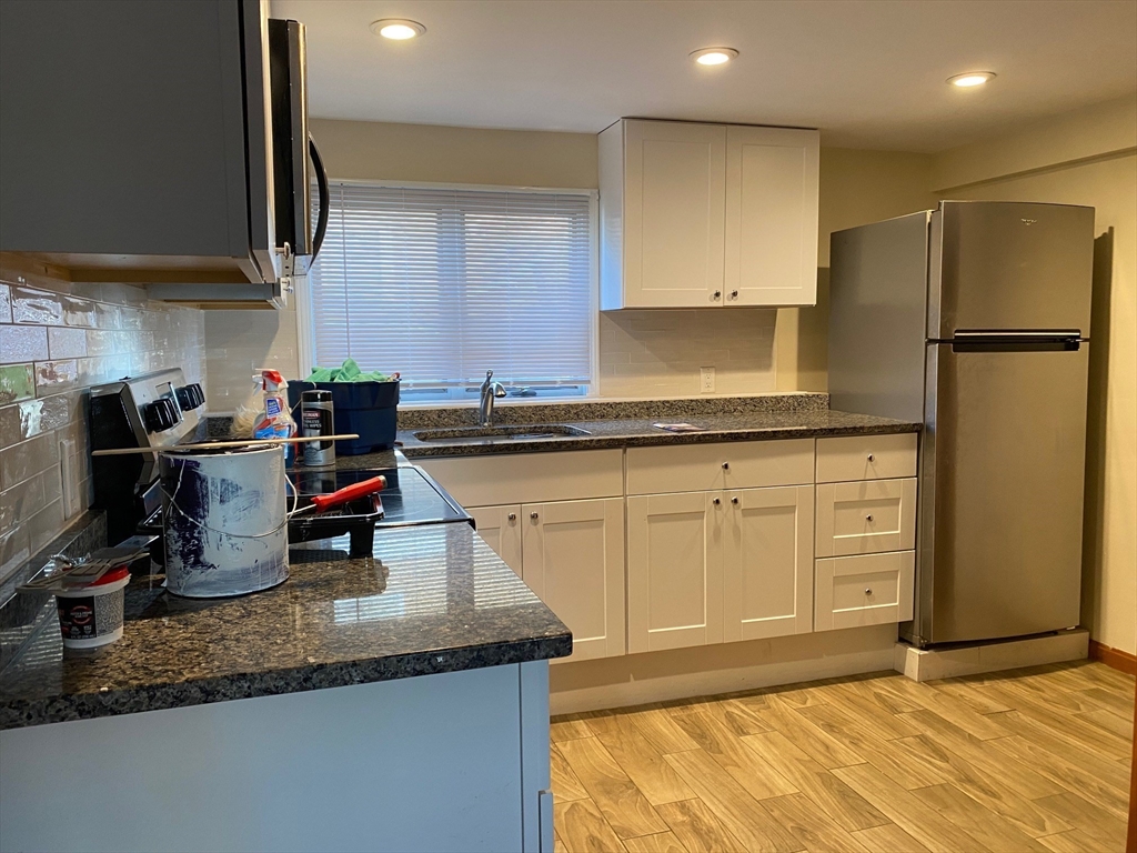 145 Stevens St # 3