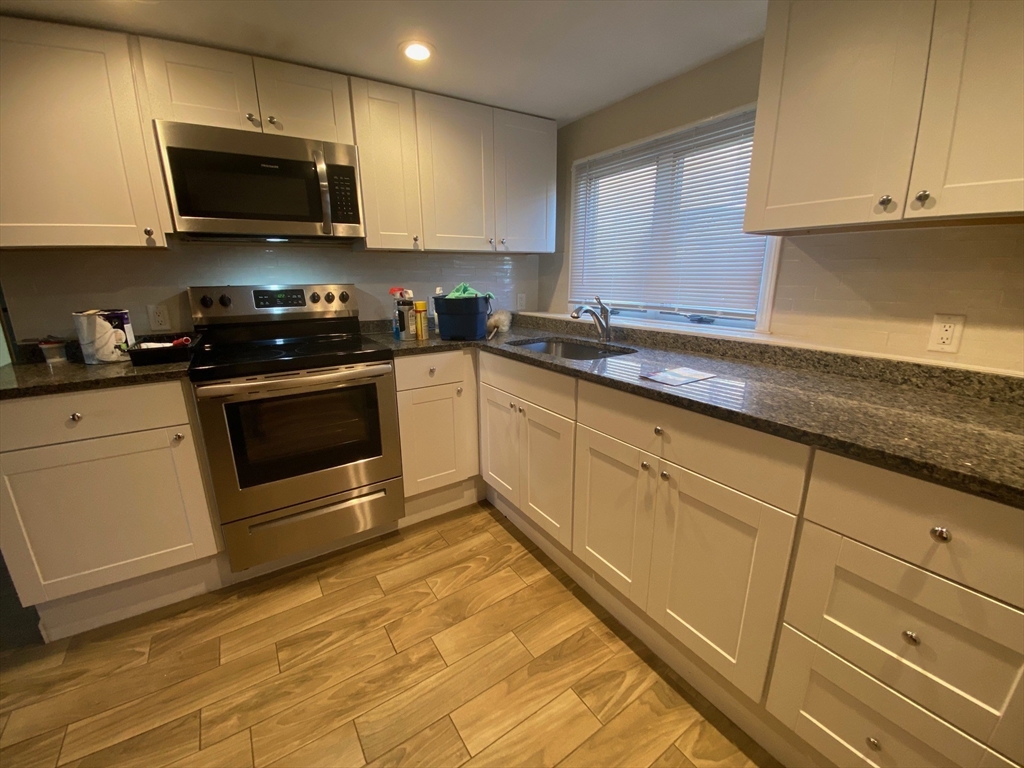 145 Stevens St # 3