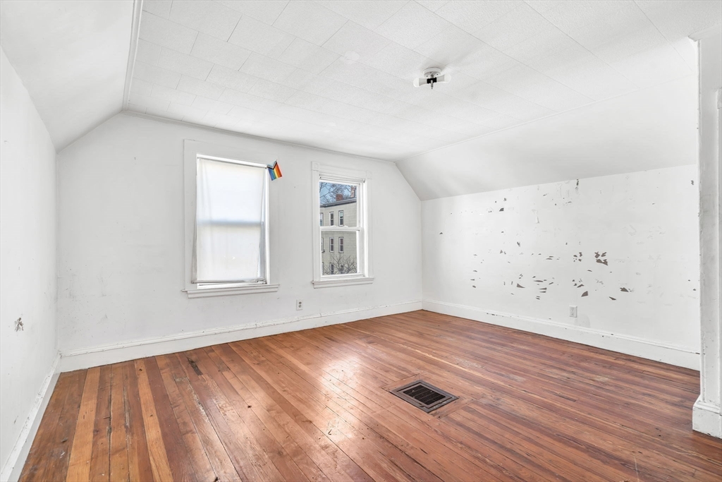 68, 70-72 Clarkson St