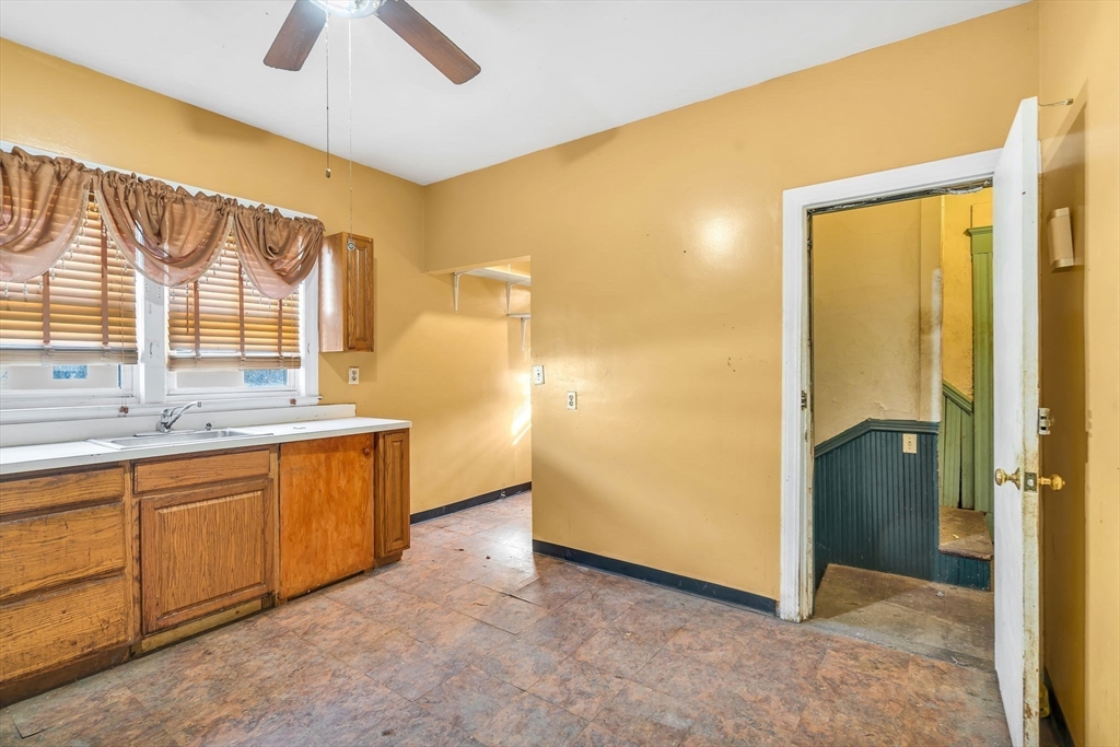 68, 70-72 Clarkson St