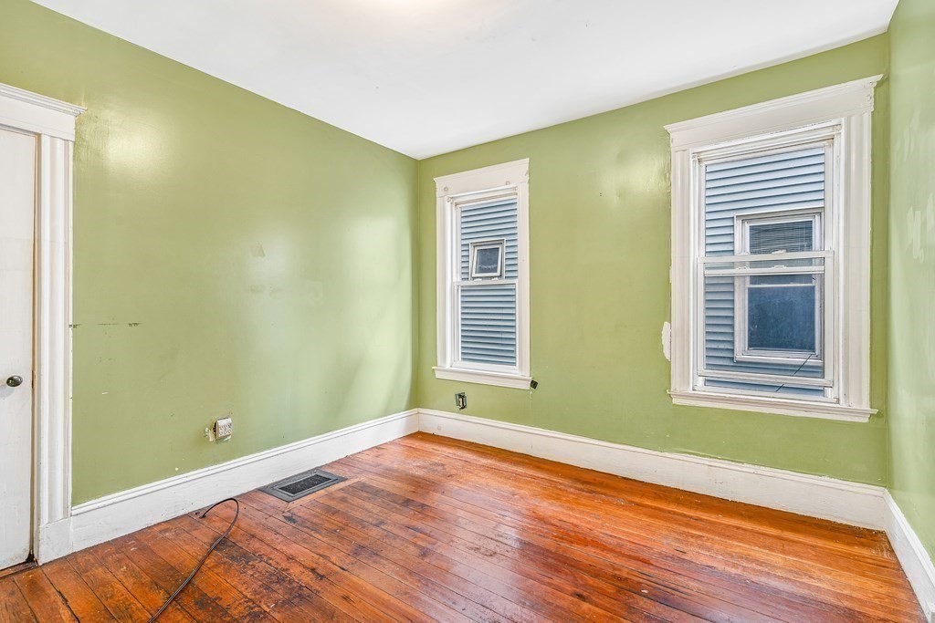 68, 70-72 Clarkson St