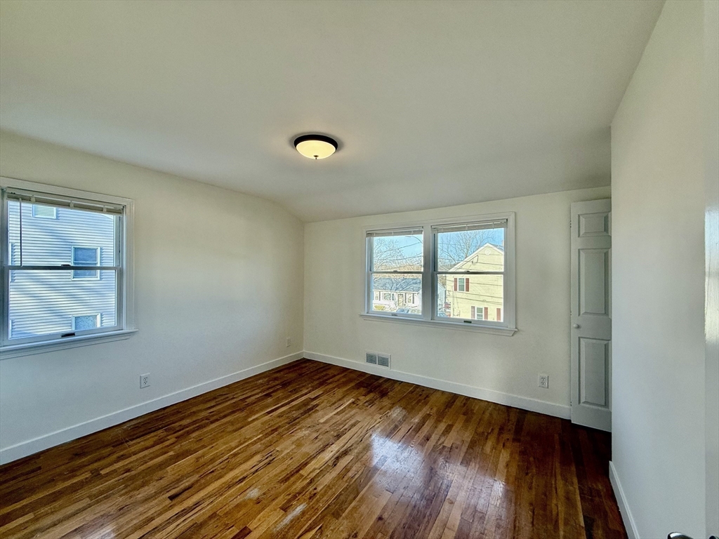 38 Blackstone Rd # 38