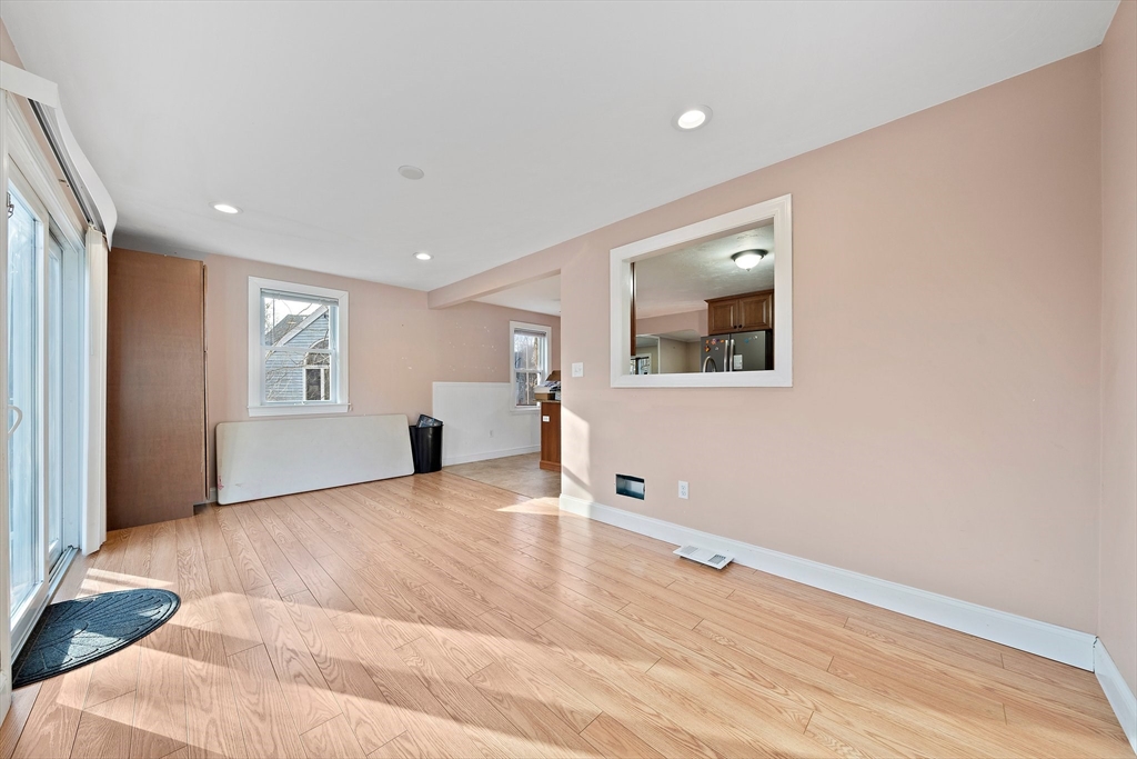 80 Grogan Ave
