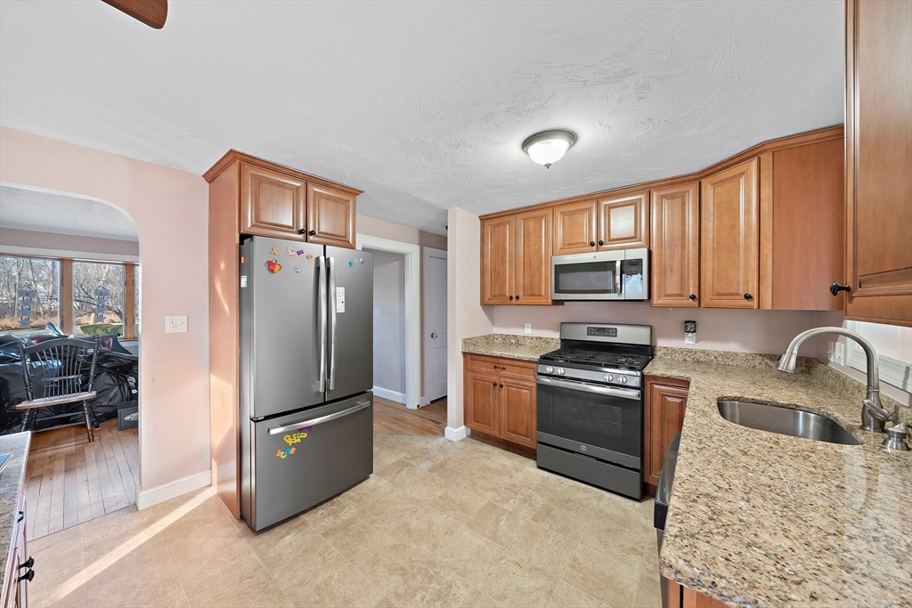 80 Grogan Ave