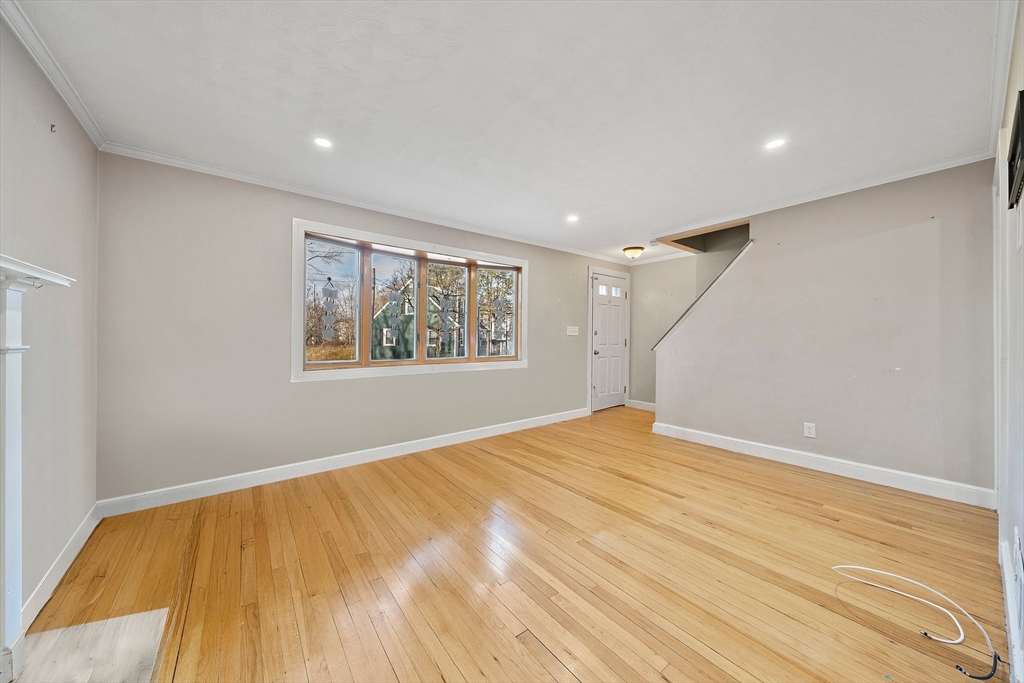 80 Grogan Ave
