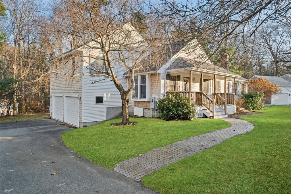 128 Bernard Circle