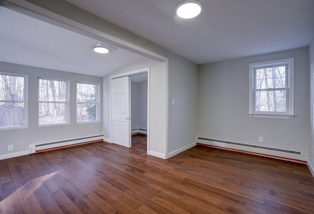 306 Grove St