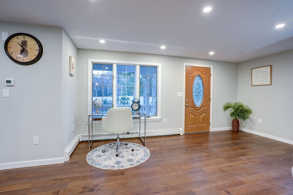 306 Grove St