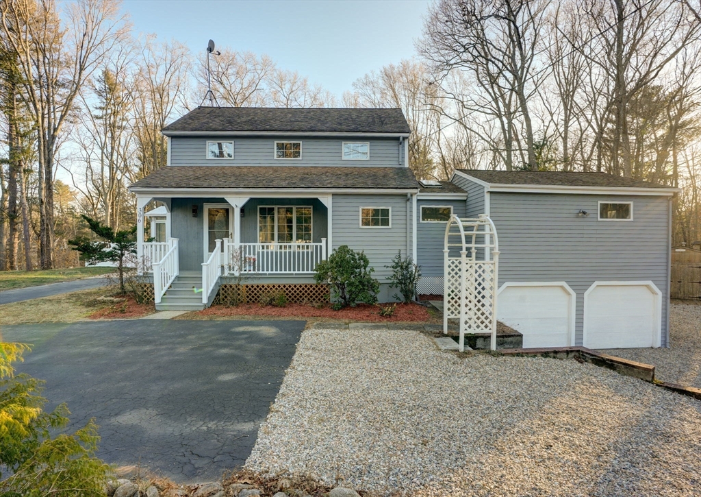 306 Grove St
