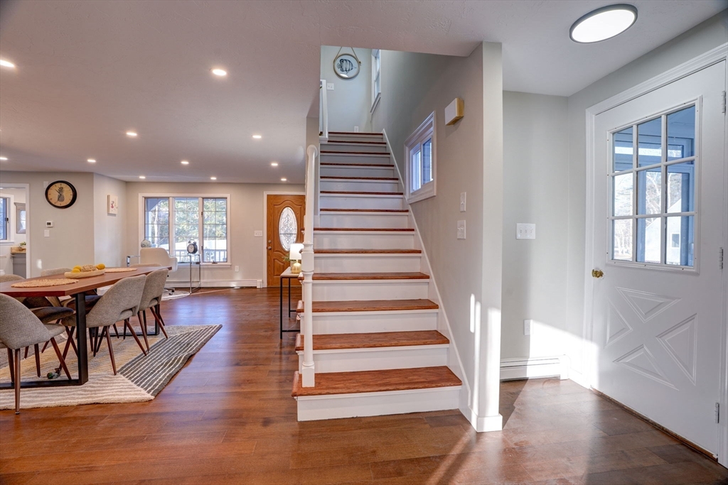 306 Grove St