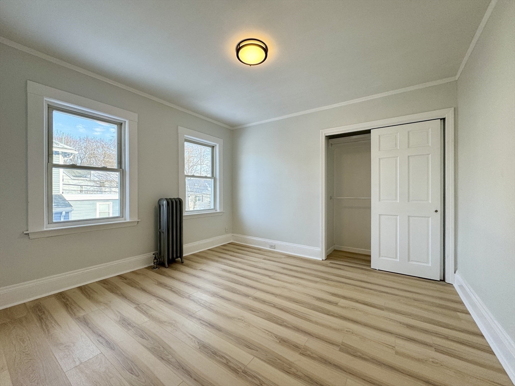 104 Oakdale Ave # 104