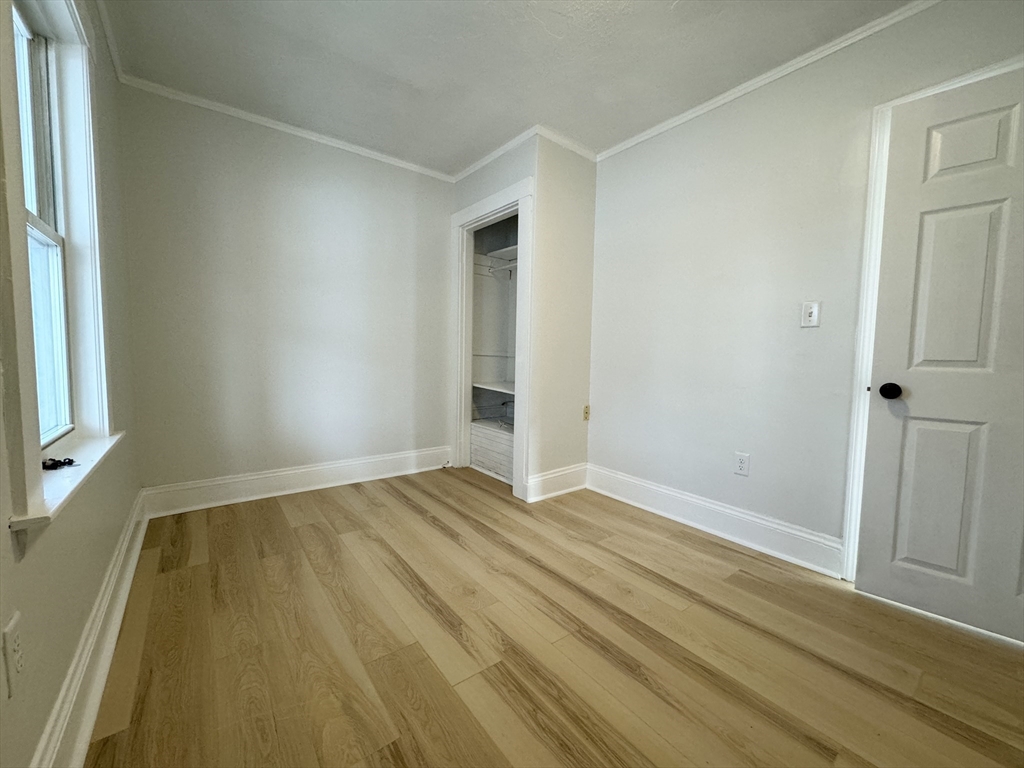 104 Oakdale Ave # 104