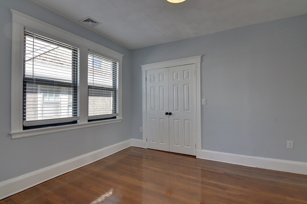 9 Elm Ave # 9