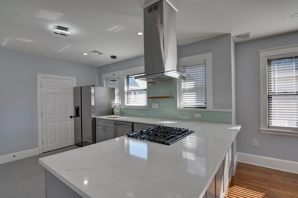 9 Elm Ave # 9