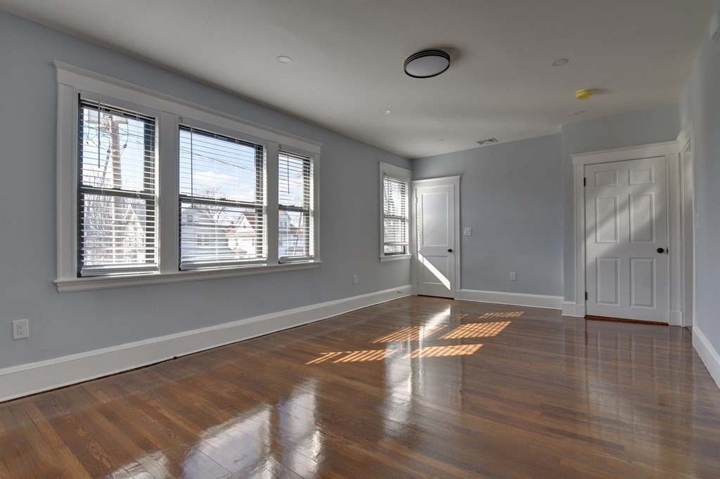 9 Elm Ave # 9